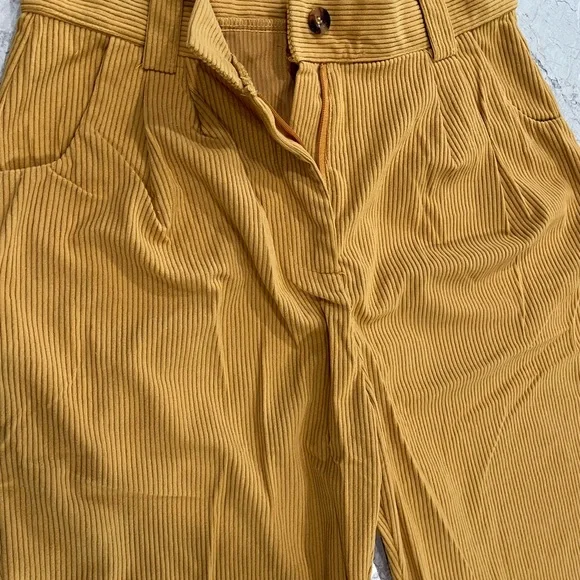 Vintage Oversized Corduroy Baggy - Picture 3 of 4